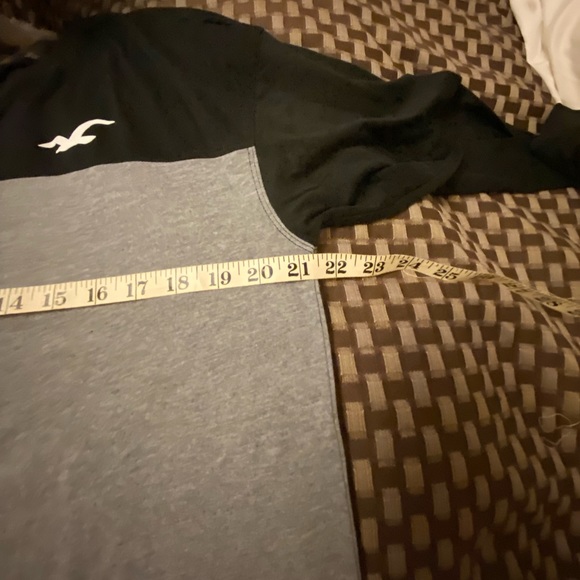 Holister Colour Block Logo Long Sleeve Tee - Picture 5 of 6